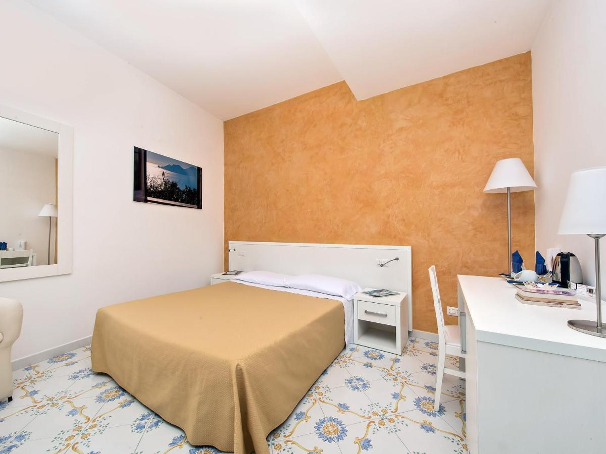 San Nicola Guest House Anacapri  Habitación foto